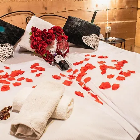 Dwupoziomowe U Ciotki Appartement *